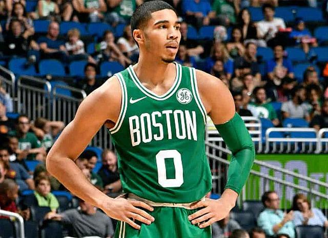 他在防守端 他在防守端