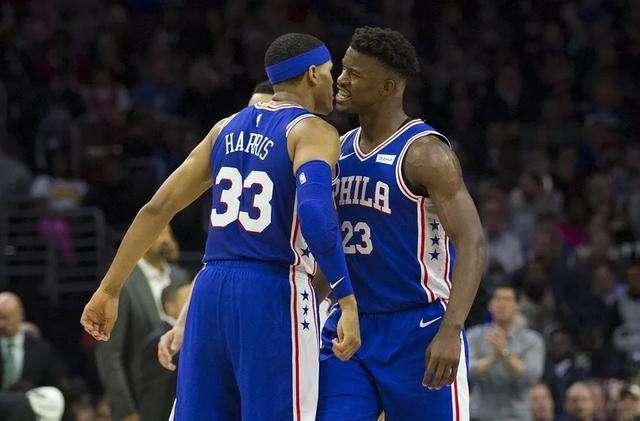 在赛场上展 在赛场上展